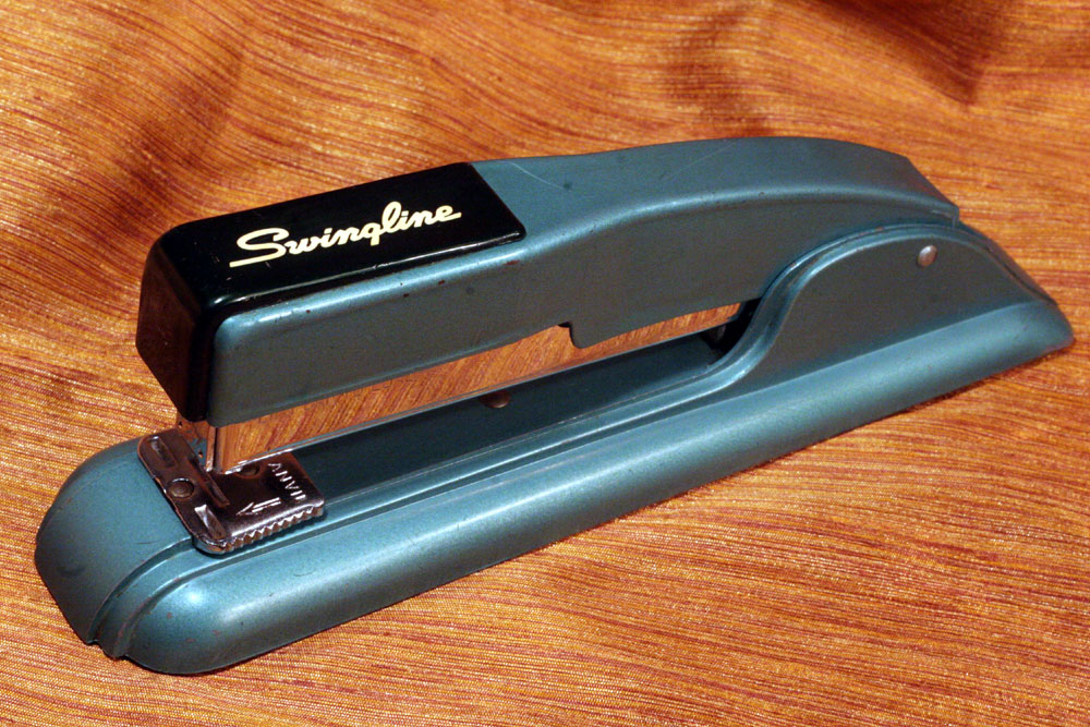 Really, one of the more attractive modern-ish Swingline designs, it was superceded in 1970 by the bread-n-butter Model 747.